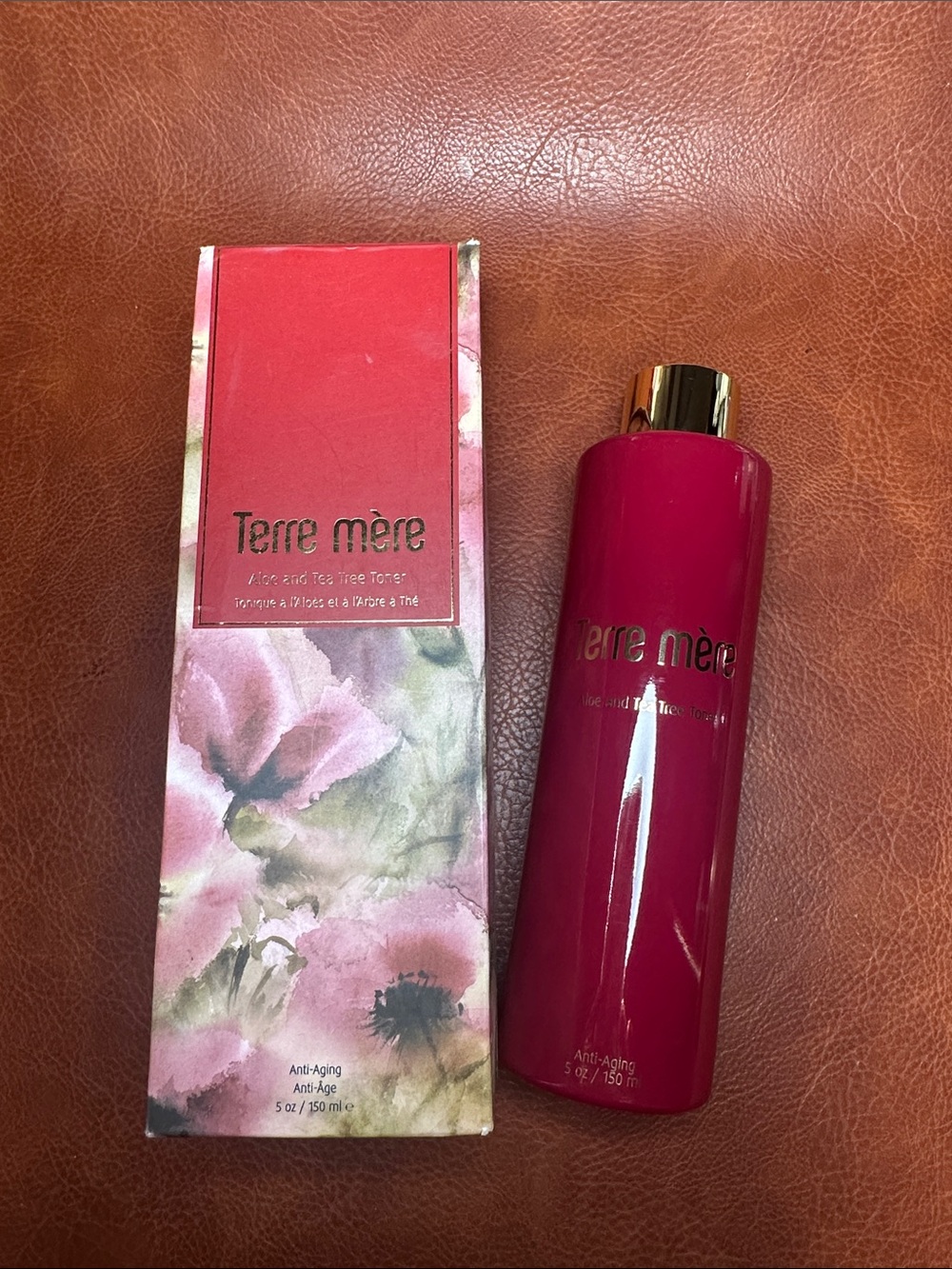 Terre Mère Aloe & Tea Tree Toner - Deep Rose Bottle with Gold Cap